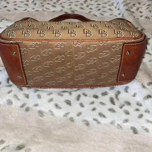 Dooney & Bourke Handbag - Picture 3 of 5